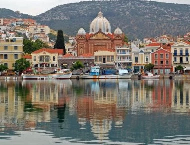 Στη Μυτιλήνη η κόρη του Μπιναλί Γιλντιρίμ για διακοπές